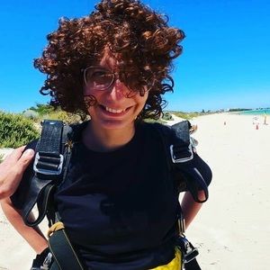 Meet your Posher, Eva